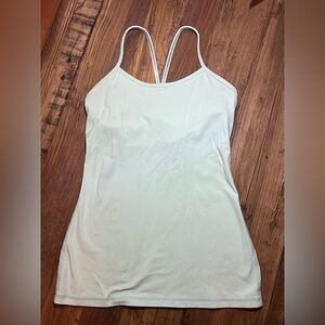 Lululemon 6 racer back tank top athletic w/ bra Mint green